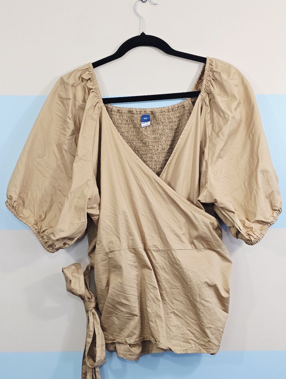 Old Navy Plus Size Puff-Sleeve Smocked Wrap Blouse - Picture 3 of 6